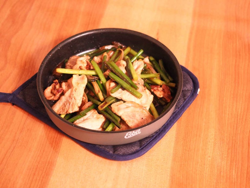 Esbitフライパンで作る 癖になるにんにくの芽炒め レシピ